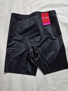 SPANX Black High-Waist Shapewear Shorts